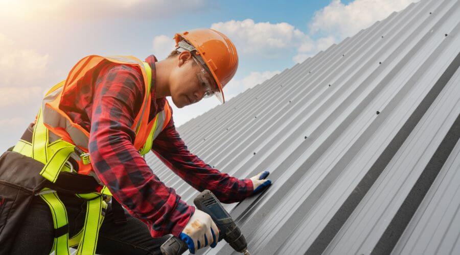 Professional gutter cleaning in Sandy Spring, MD